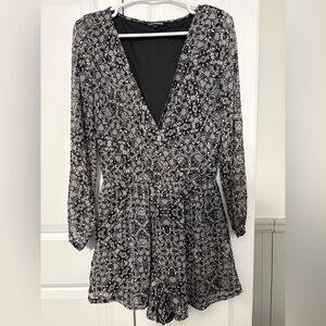 Express Black and White Floral Long Sleeve romper